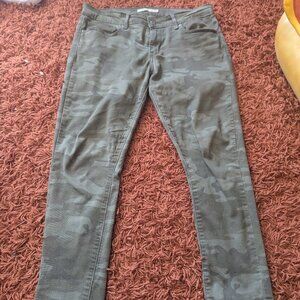 Levis 711 Camo Skinny Jeans Sz 31
